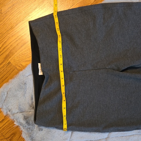 Matilda Jane Grey Casual Leggings, Women's Size Large, Excellent Condition - Picture 2 of 9